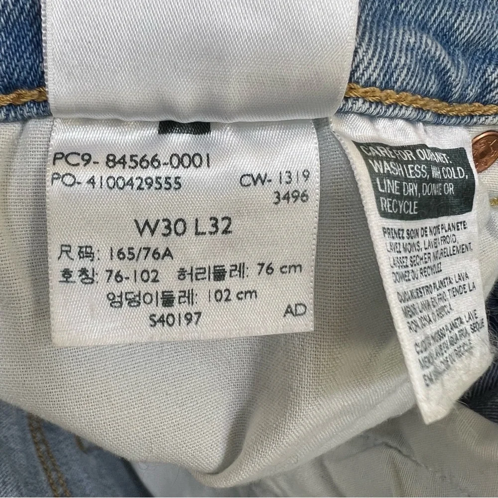 Levi’s Ribcage Flare Jeans High Rise Button Fly Light Wash Altered Hem 30 - Picture 7 of 8